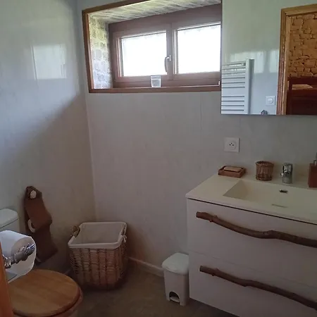 Domaine Medieval De La Motte Bed and Breakfast 3*